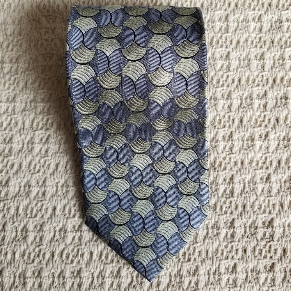 5/$20 Men's necktie made in Italy bachrach silk